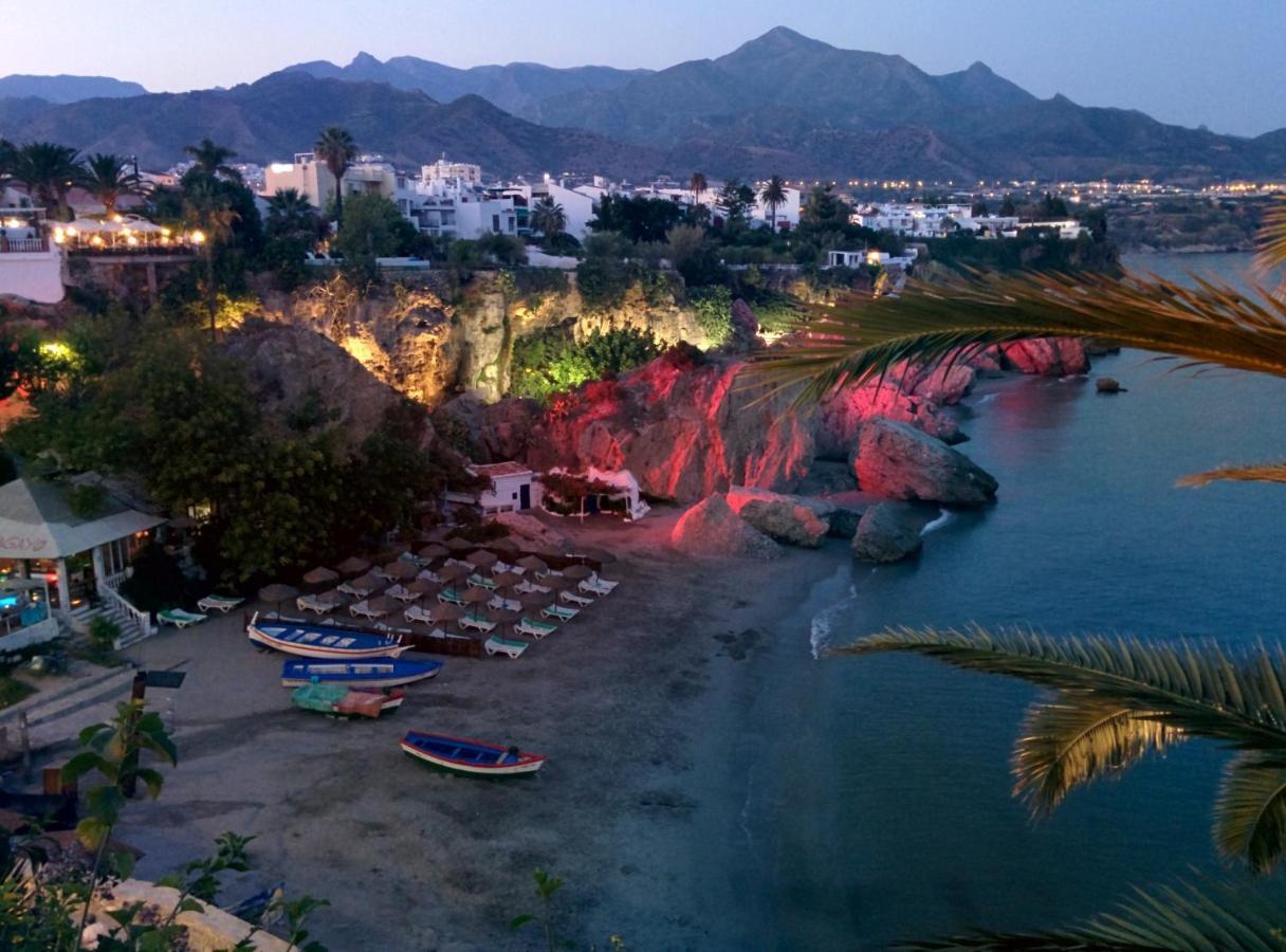 Apartamentos Eduardo Rico Nerja Dış mekan fotoğraf