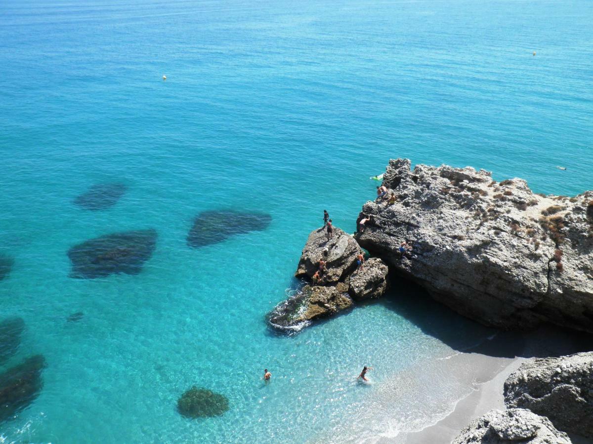 Apartamentos Eduardo Rico Nerja Dış mekan fotoğraf